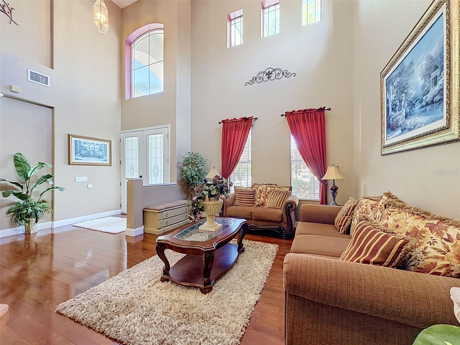 11352 Oyster Bay Cir Property Photo 8
