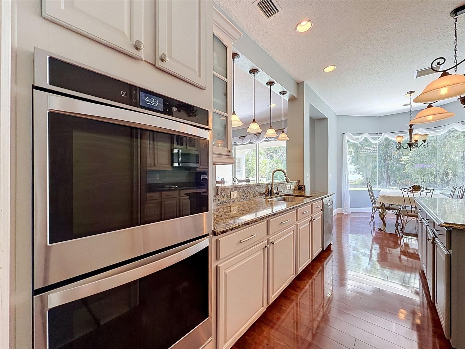 11352 Oyster Bay Cir Property Photo 13
