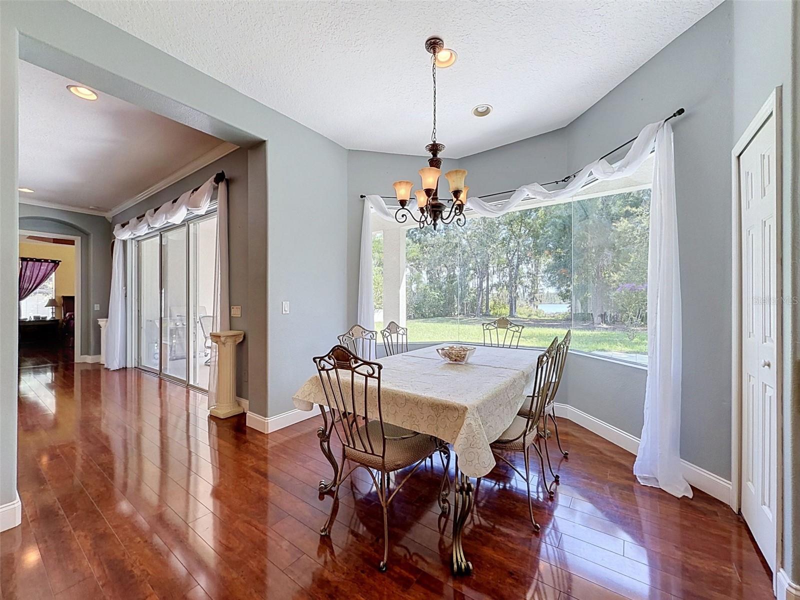 11352 Oyster Bay Cir Property Photo 14