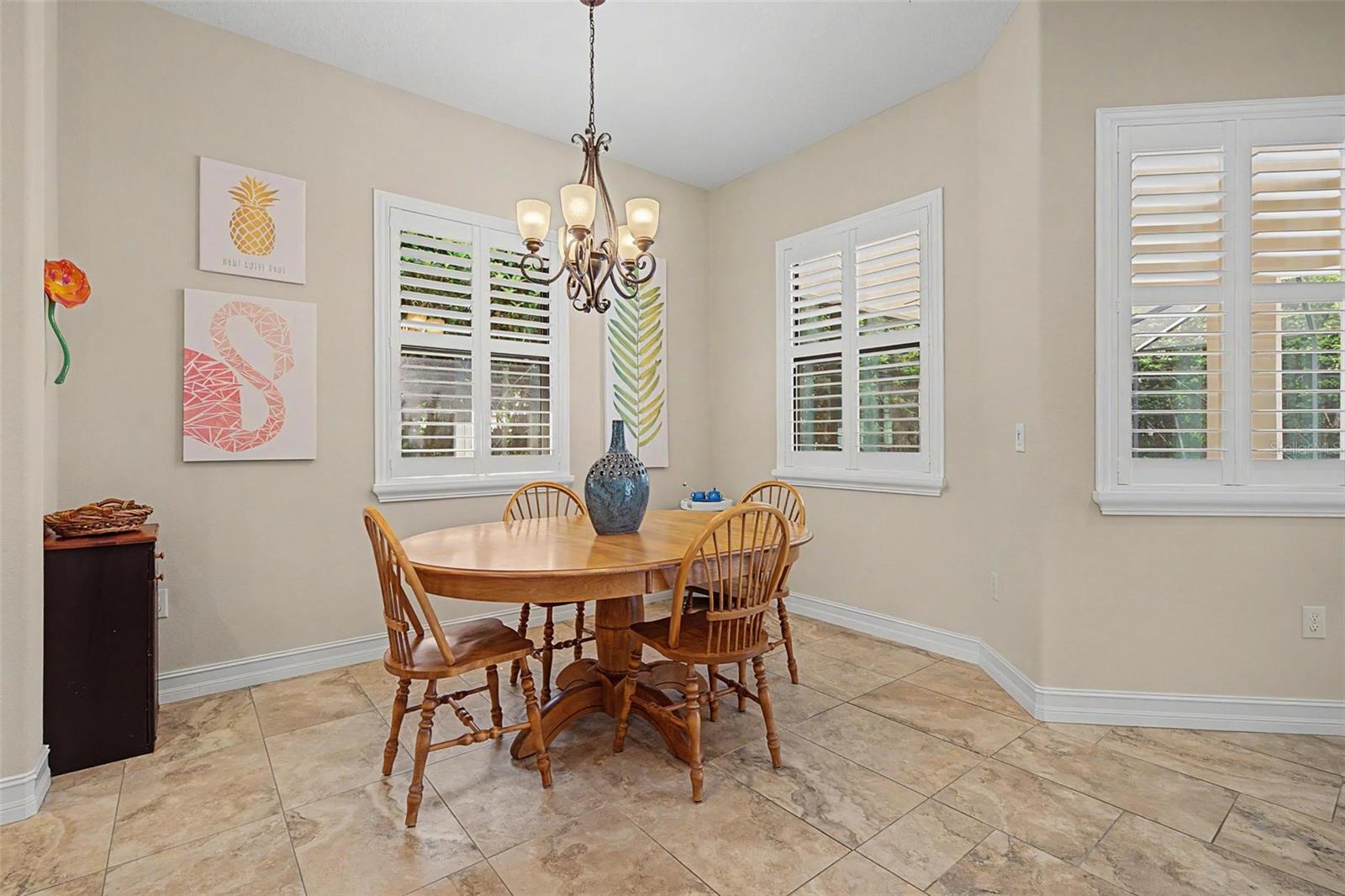 1045 Maza Pl Property Photo 14