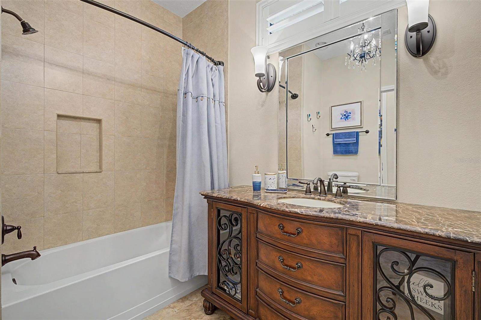 1045 Maza Pl Property Photo 25