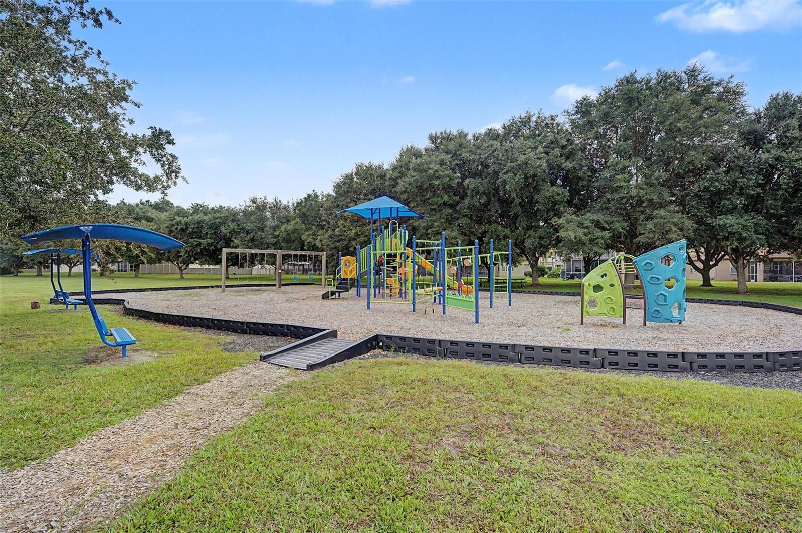 1045 Maza Pl Property Photo 38