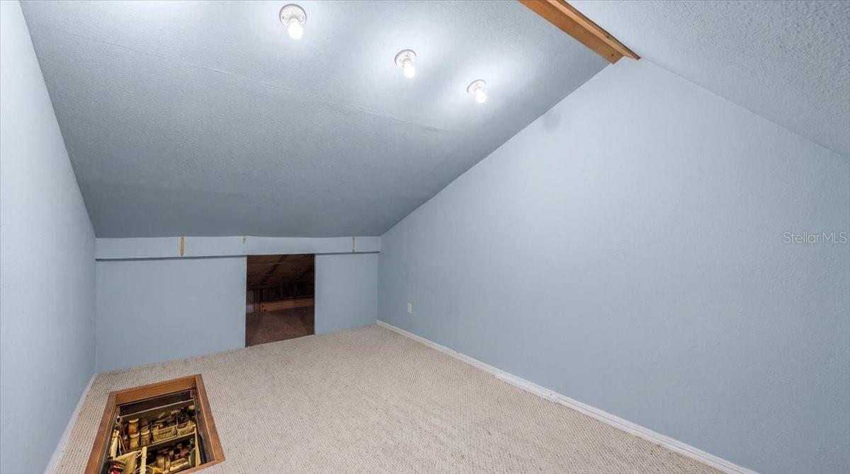 3200 Gulf Winds Cir Property Photo 44