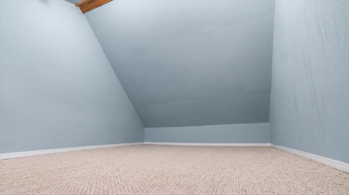 3200 Gulf Winds Cir Property Photo 46