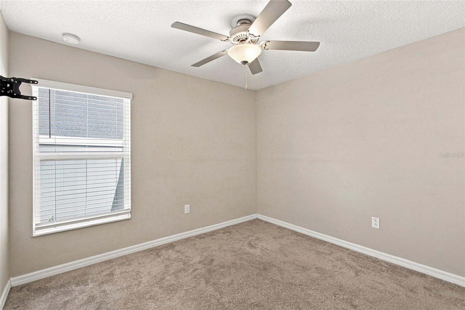 165 Argyll Dr Property Photo 24