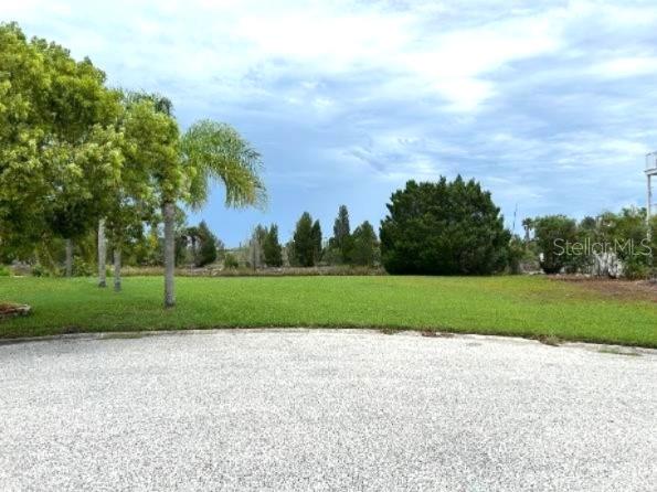 3335 Croaker Dr Property Photo 2