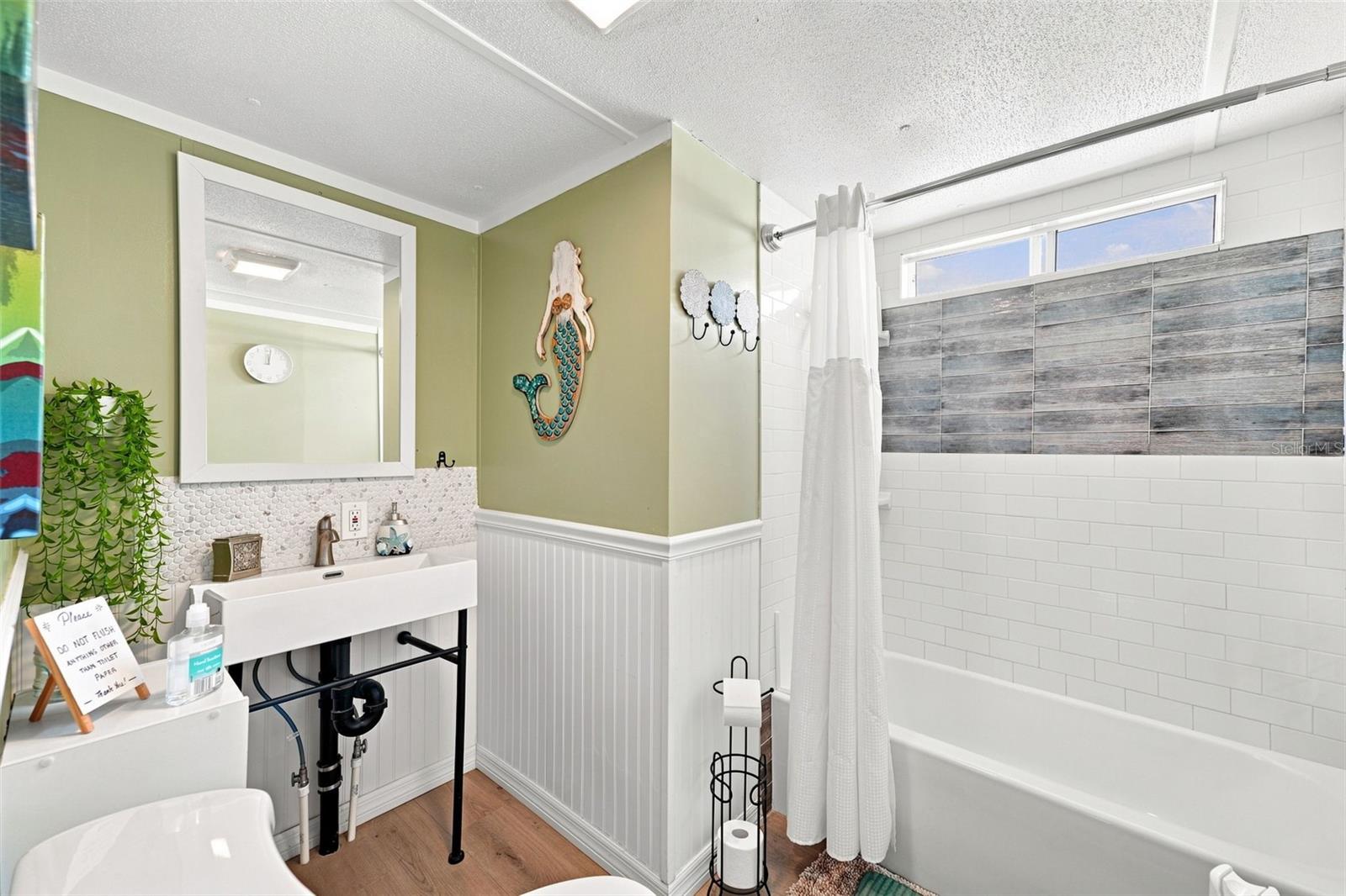 6819 Heron Ln Property Photo 15
