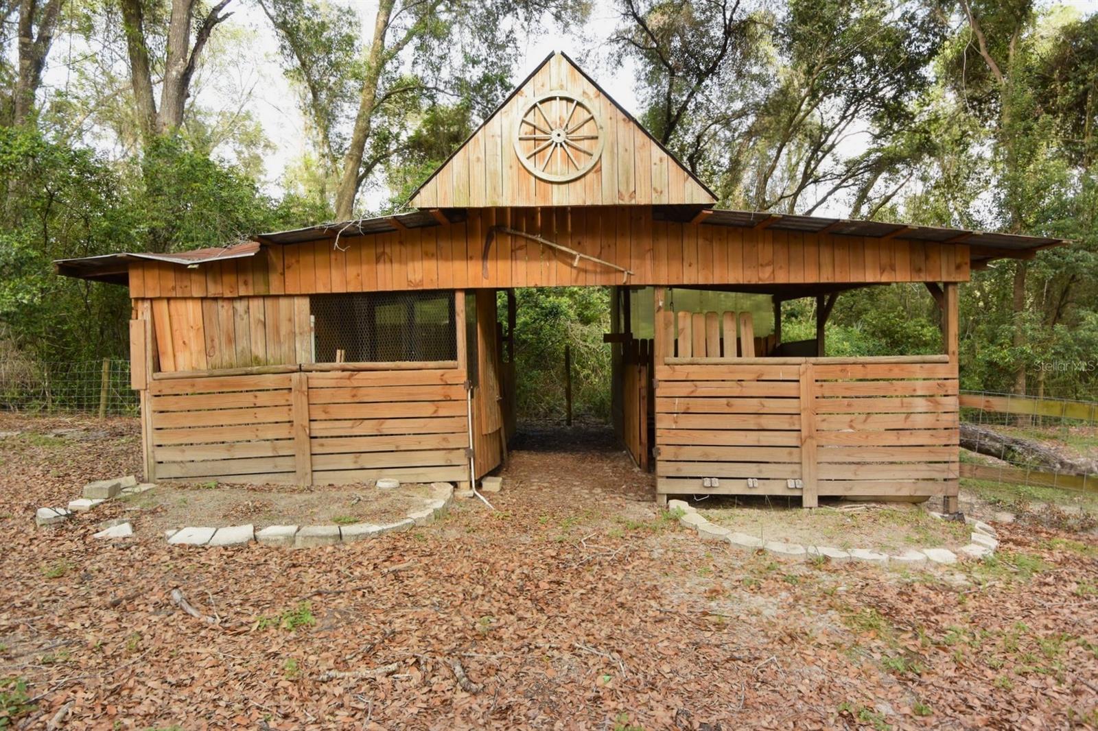 17438 Lawless Rd Property Photo 3