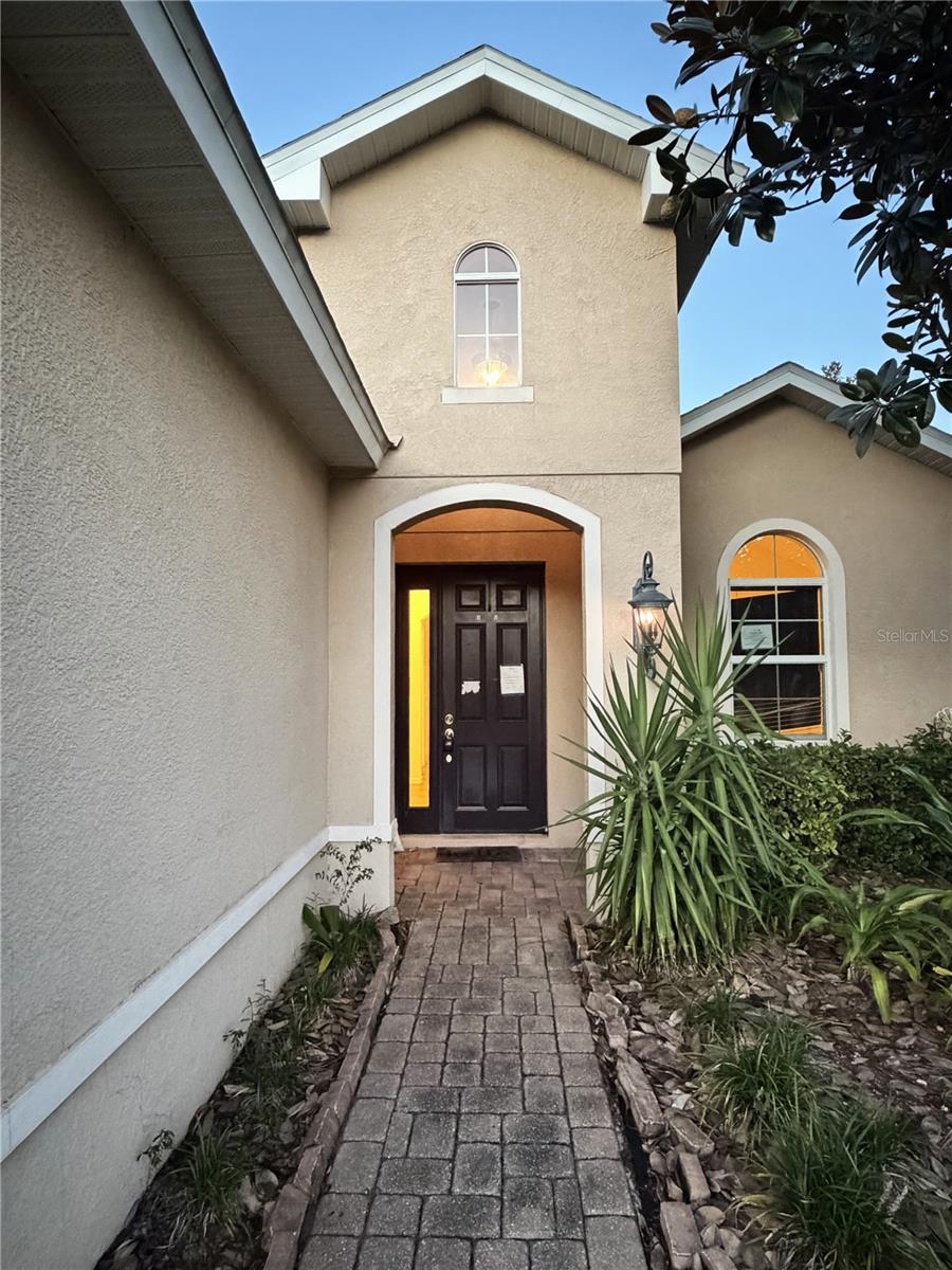 19314 Red Sky Ct Property Photo 2
