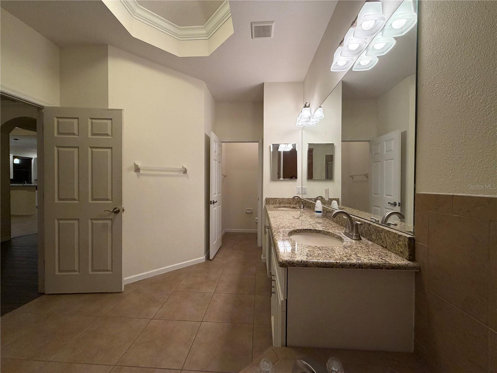 19314 Red Sky Ct Property Photo 16