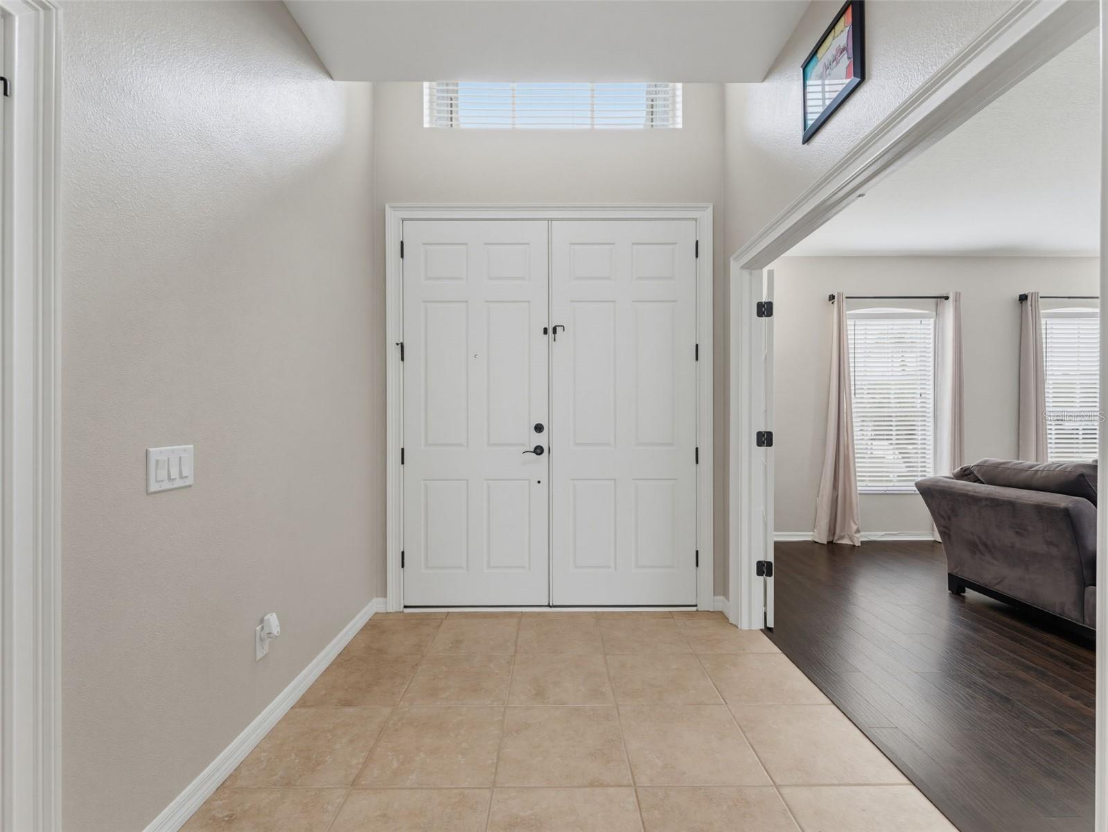 1900 Cardamon Dr Property Photo 6