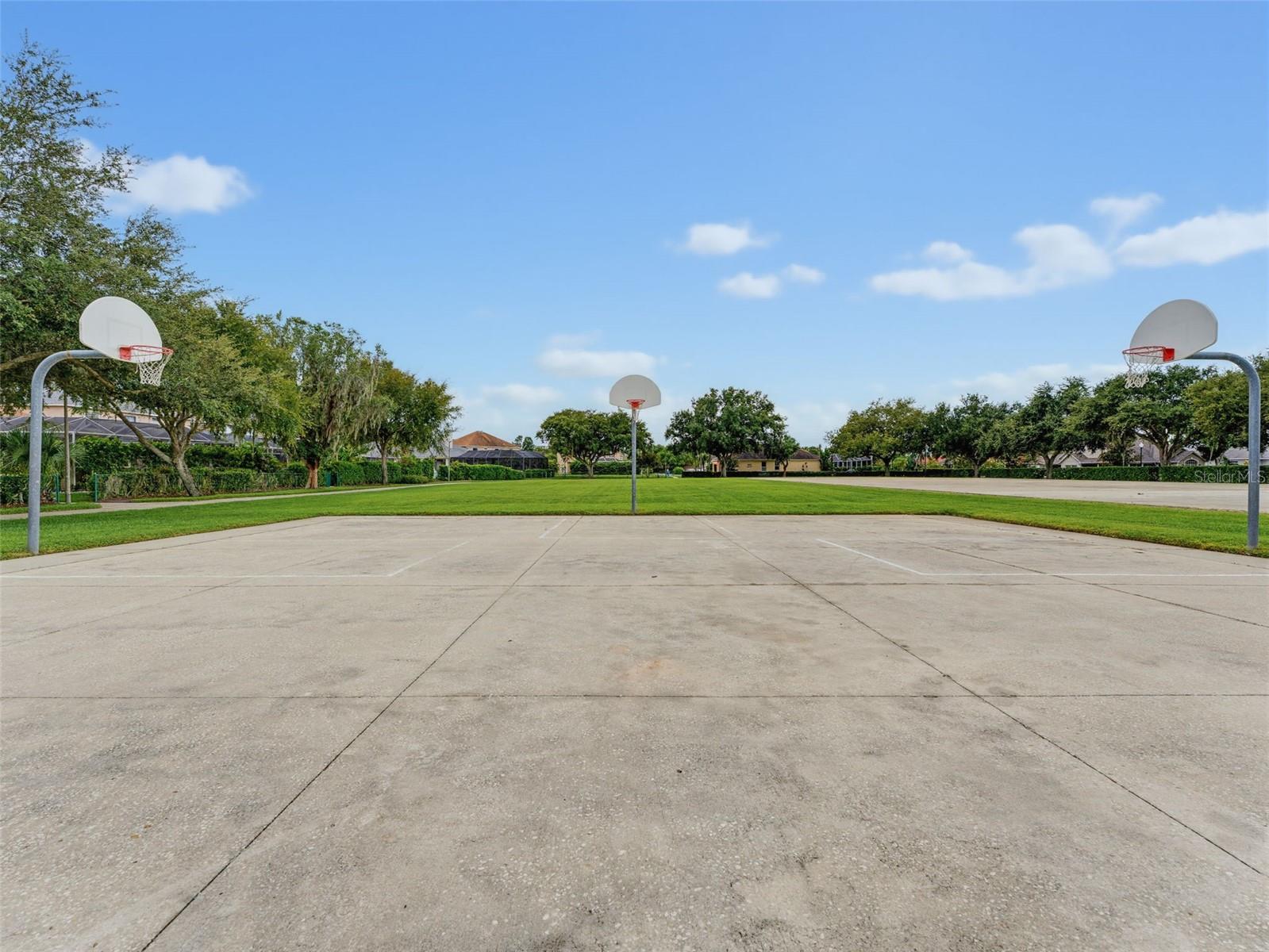 1900 Cardamon Dr Property Photo 88