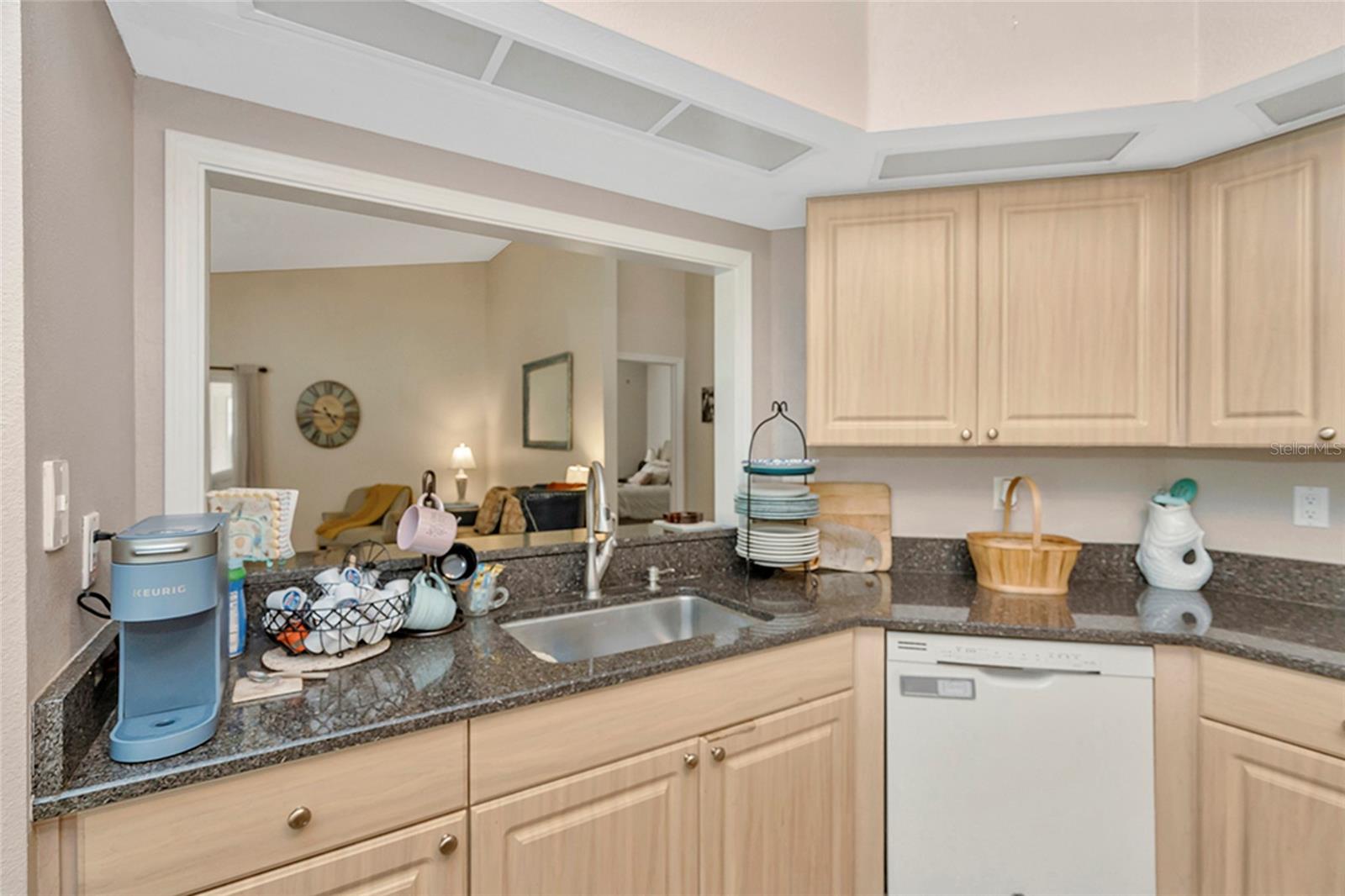 3248 Noemi Dr Property Photo 18