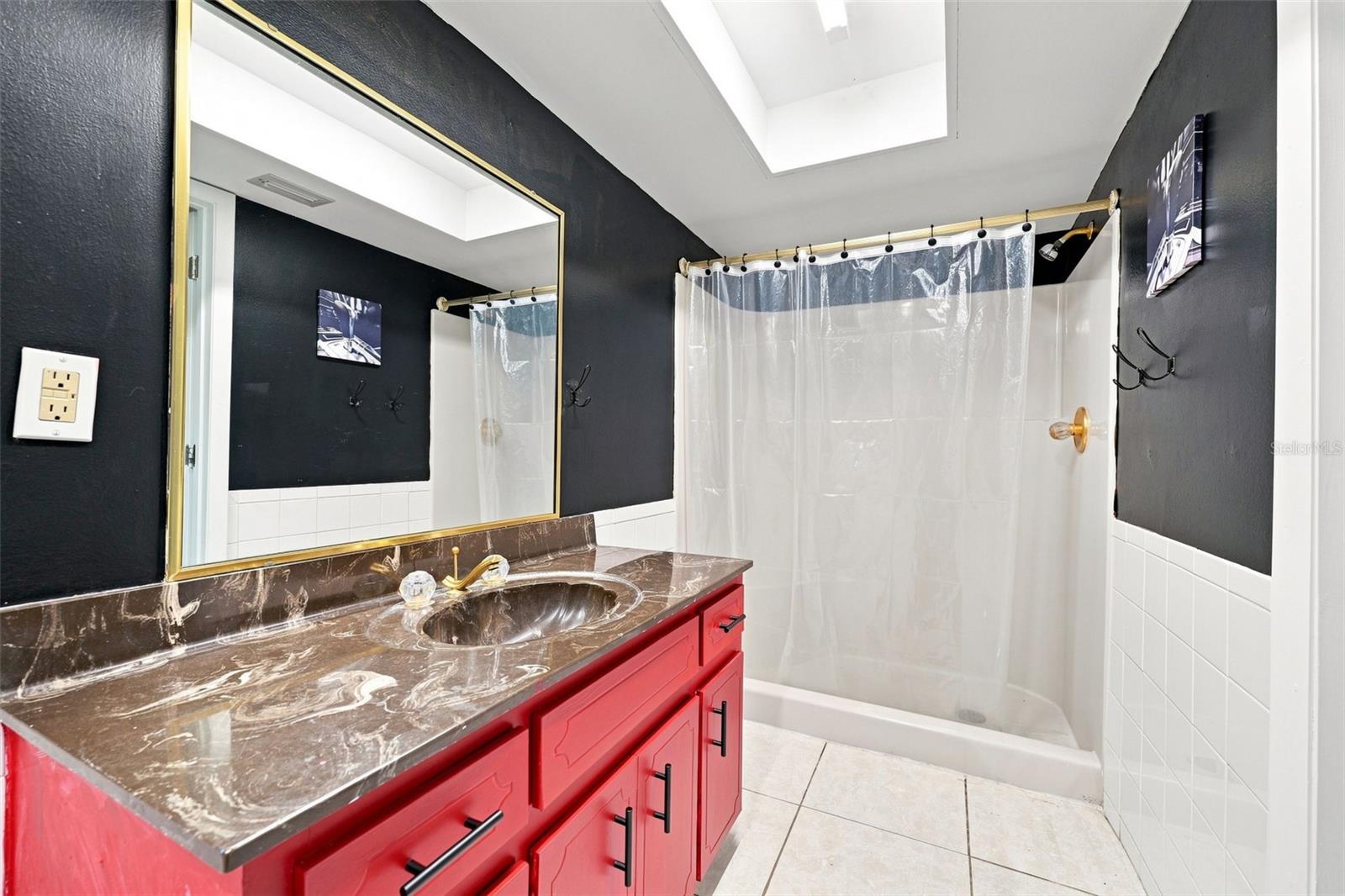 28850 Lindenhurst Dr Property Photo 40