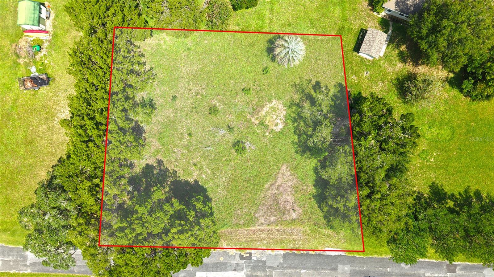 3577 E Kirby Ln Property Photo 1
