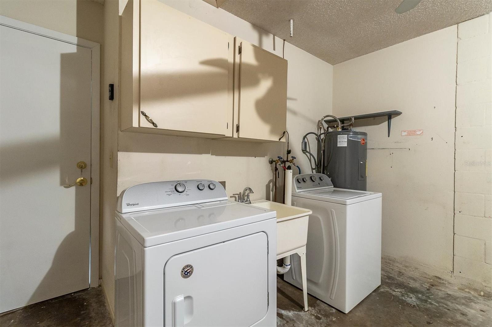 9528 Bunker Hill Ct Property Photo 25