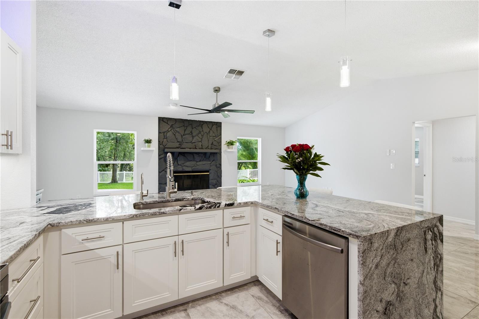 8345 Apple Orchard Rd Property Photo 12