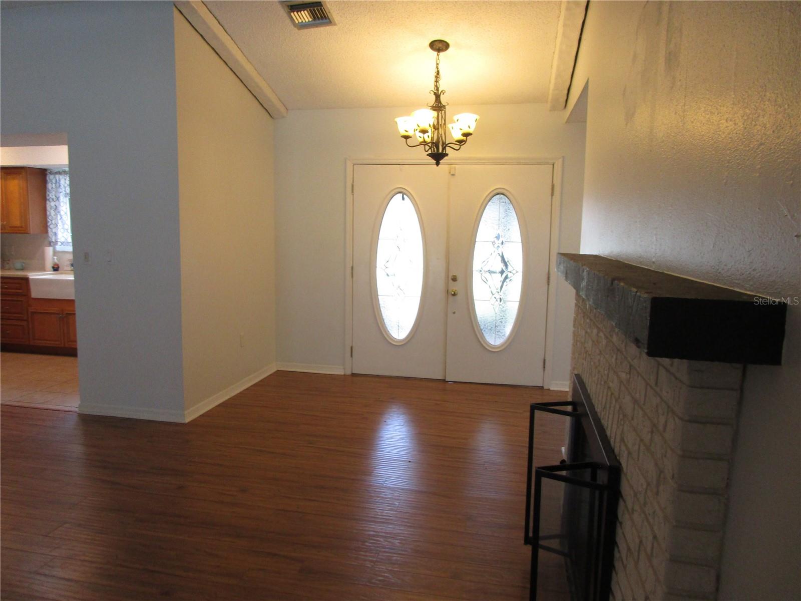 7401 Galloway Rd Property Photo 4
