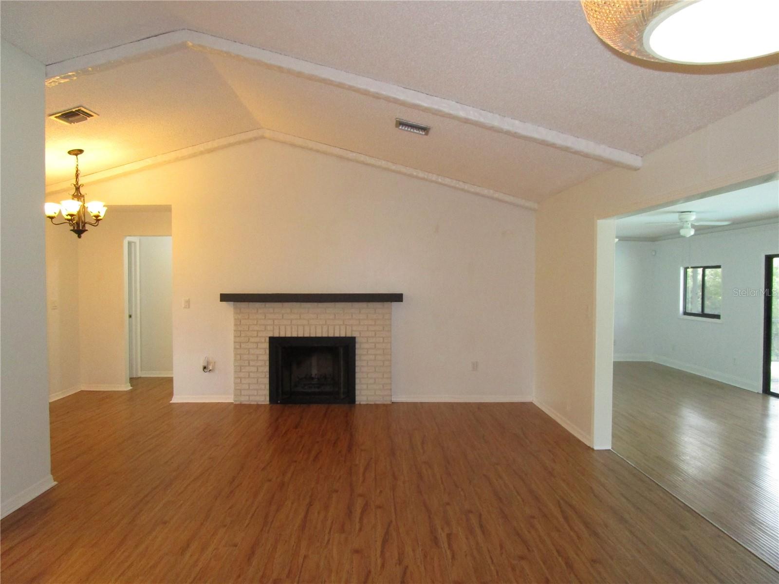7401 Galloway Rd Property Photo 7