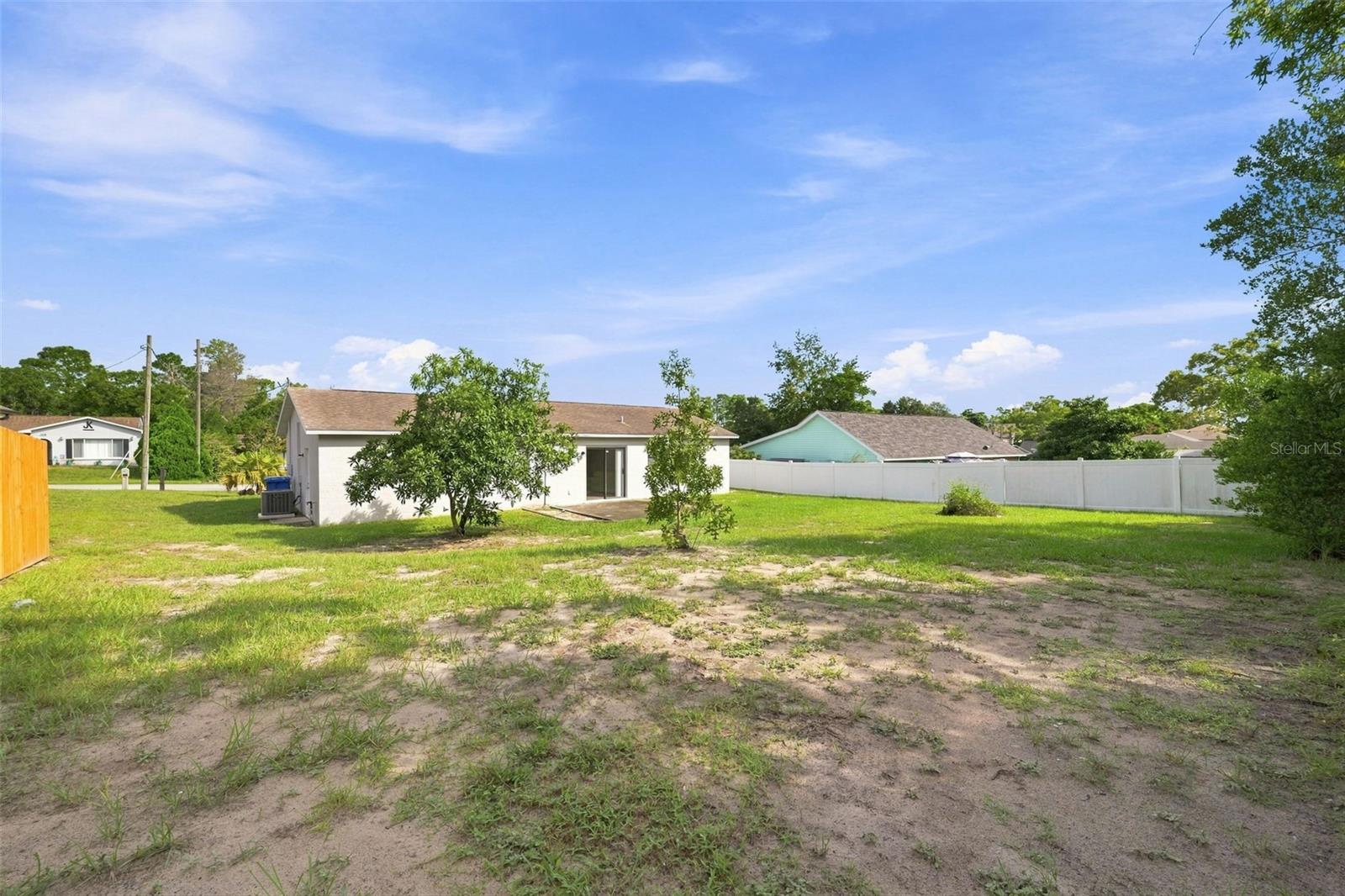 13246 Asbury St Property Photo 27