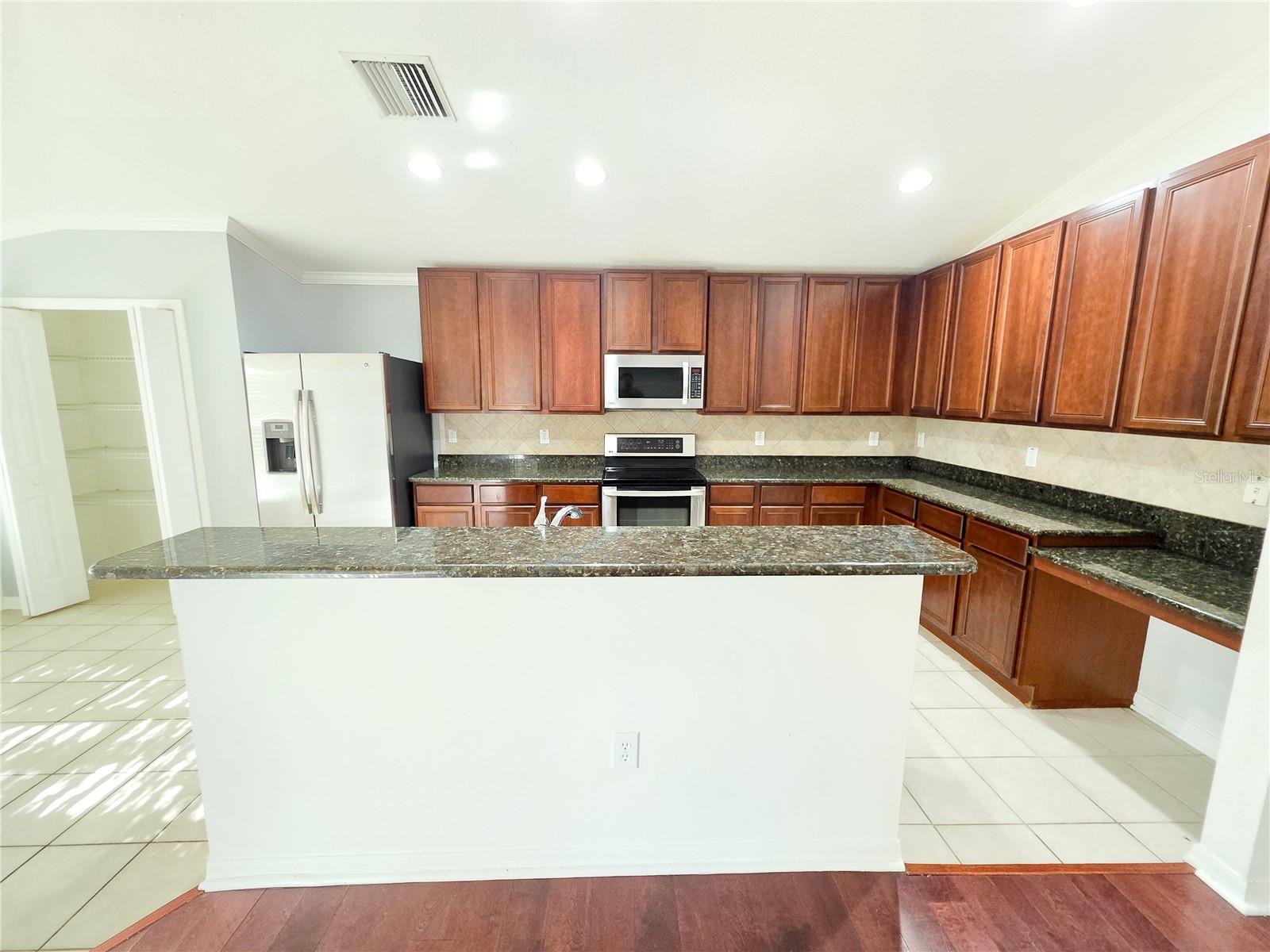 3549 Beaumont Loop Property Photo 16