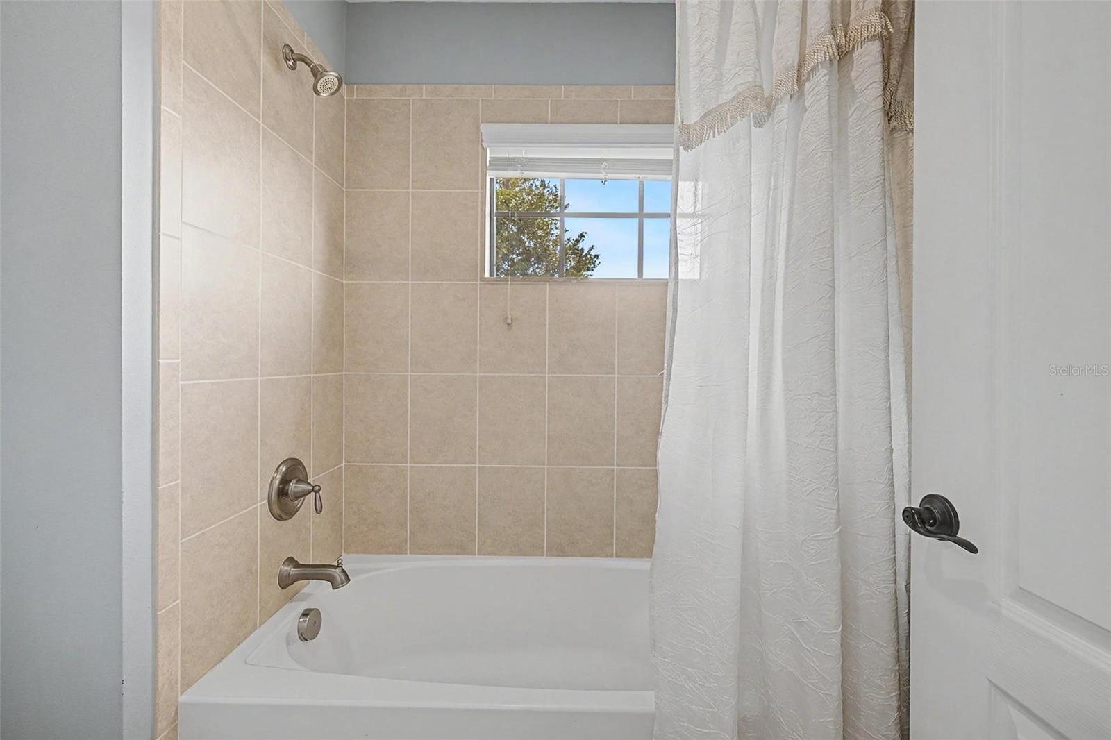 1231 Ketzal Dr Property Photo 30