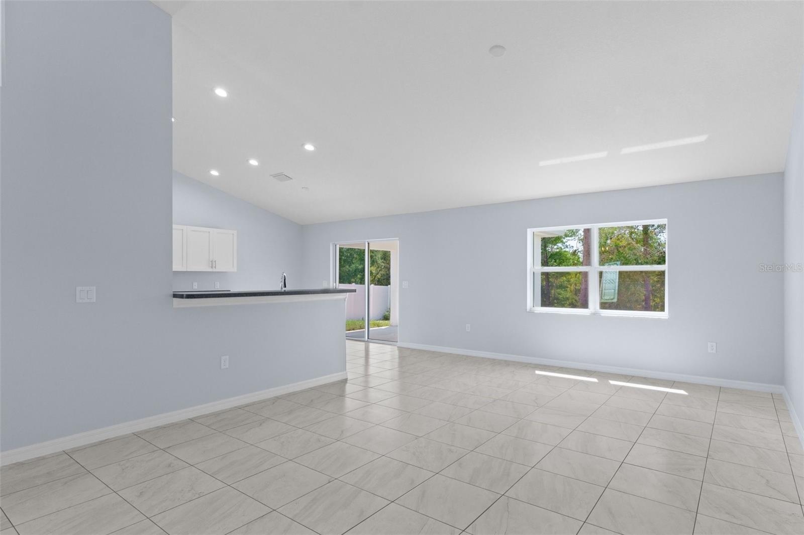 13058 Kittiwake Rd Property Photo 10