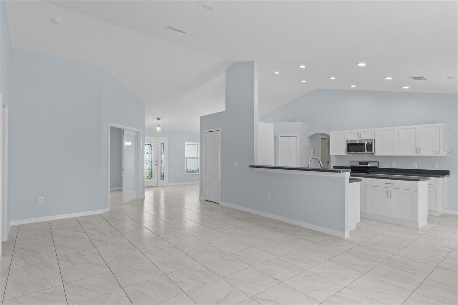 13058 Kittiwake Rd Property Photo 11