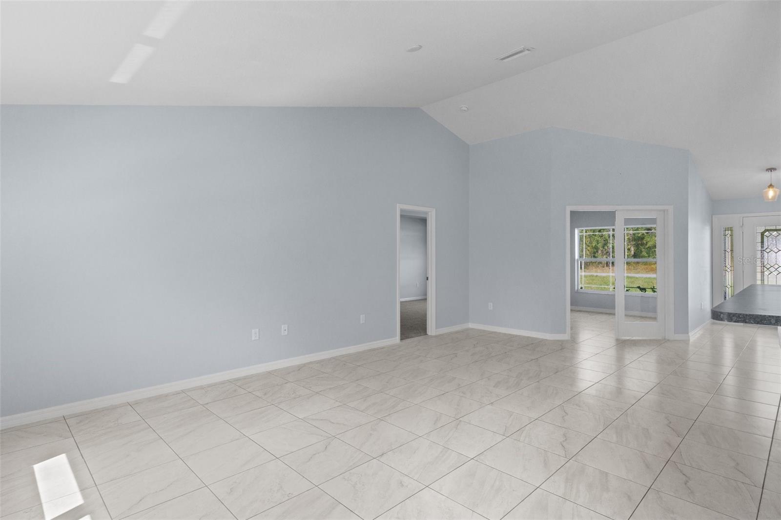 13058 Kittiwake Rd Property Photo 12