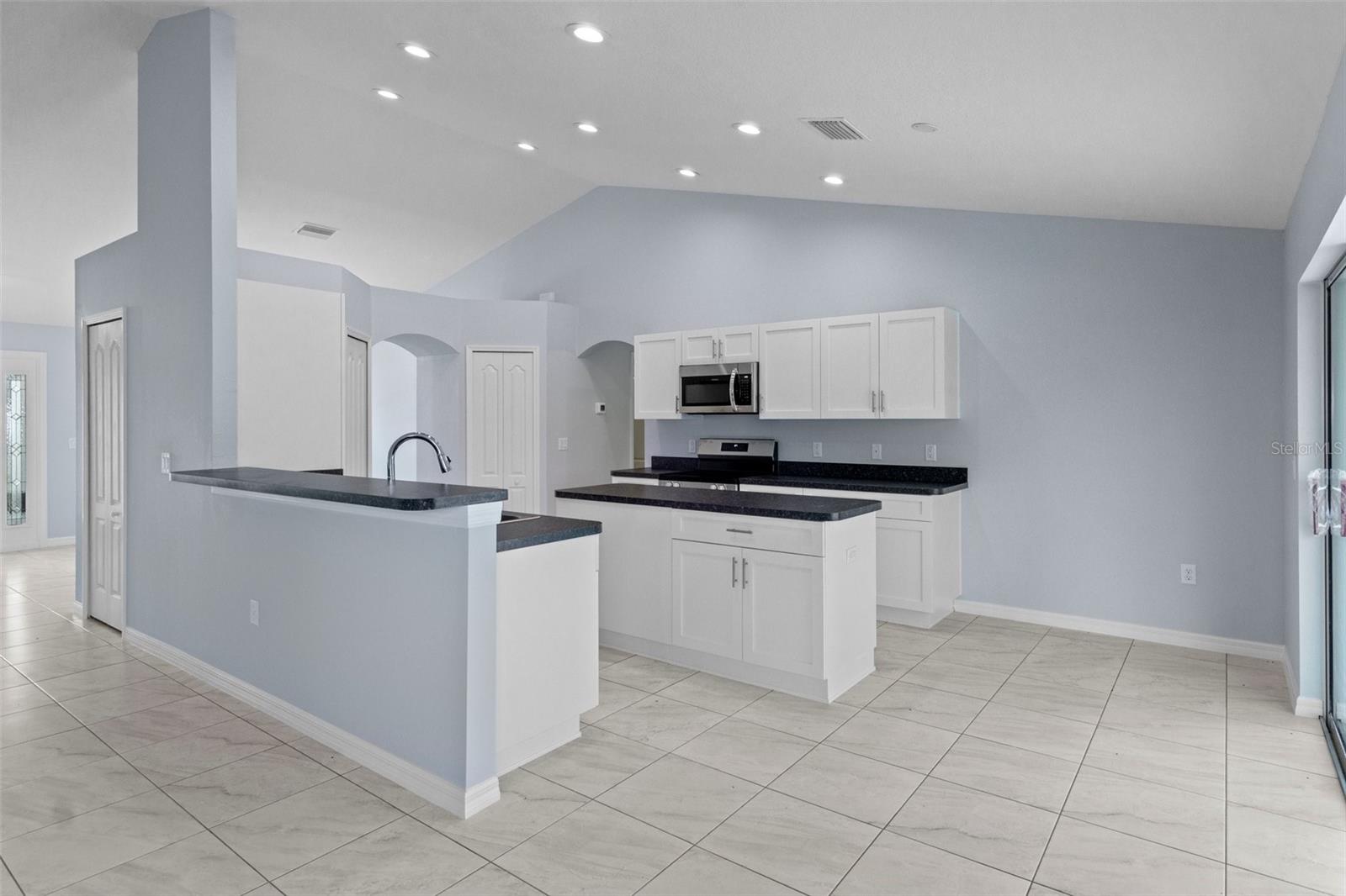 13058 Kittiwake Rd Property Photo 13