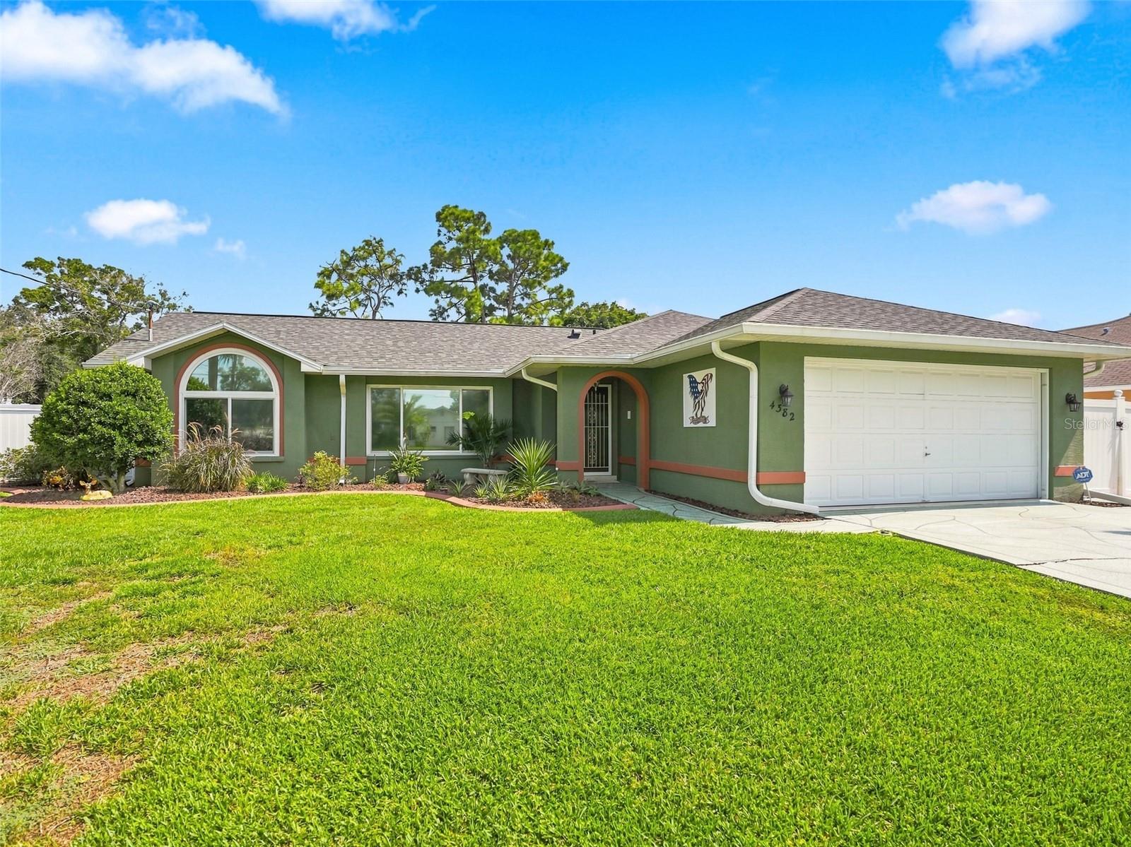4382 Montano Ave Property Photo 1
