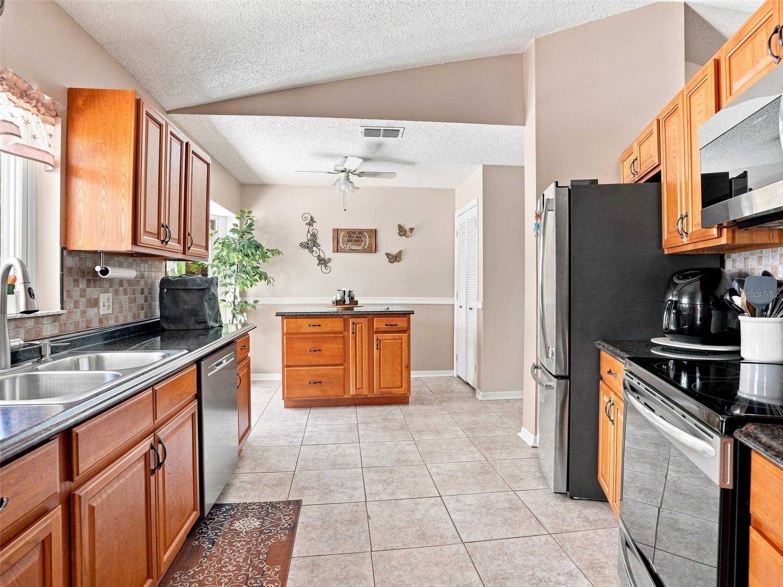 4382 Montano Ave Property Photo 11
