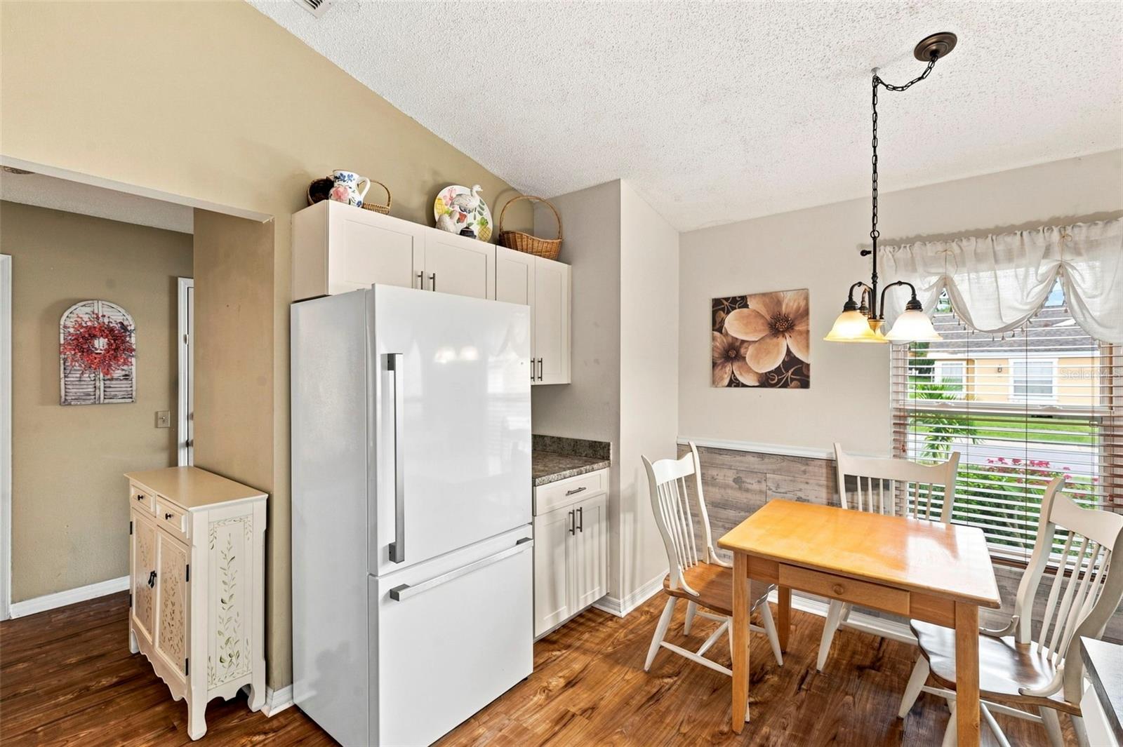 7637 Balharbour Dr Property Photo 18