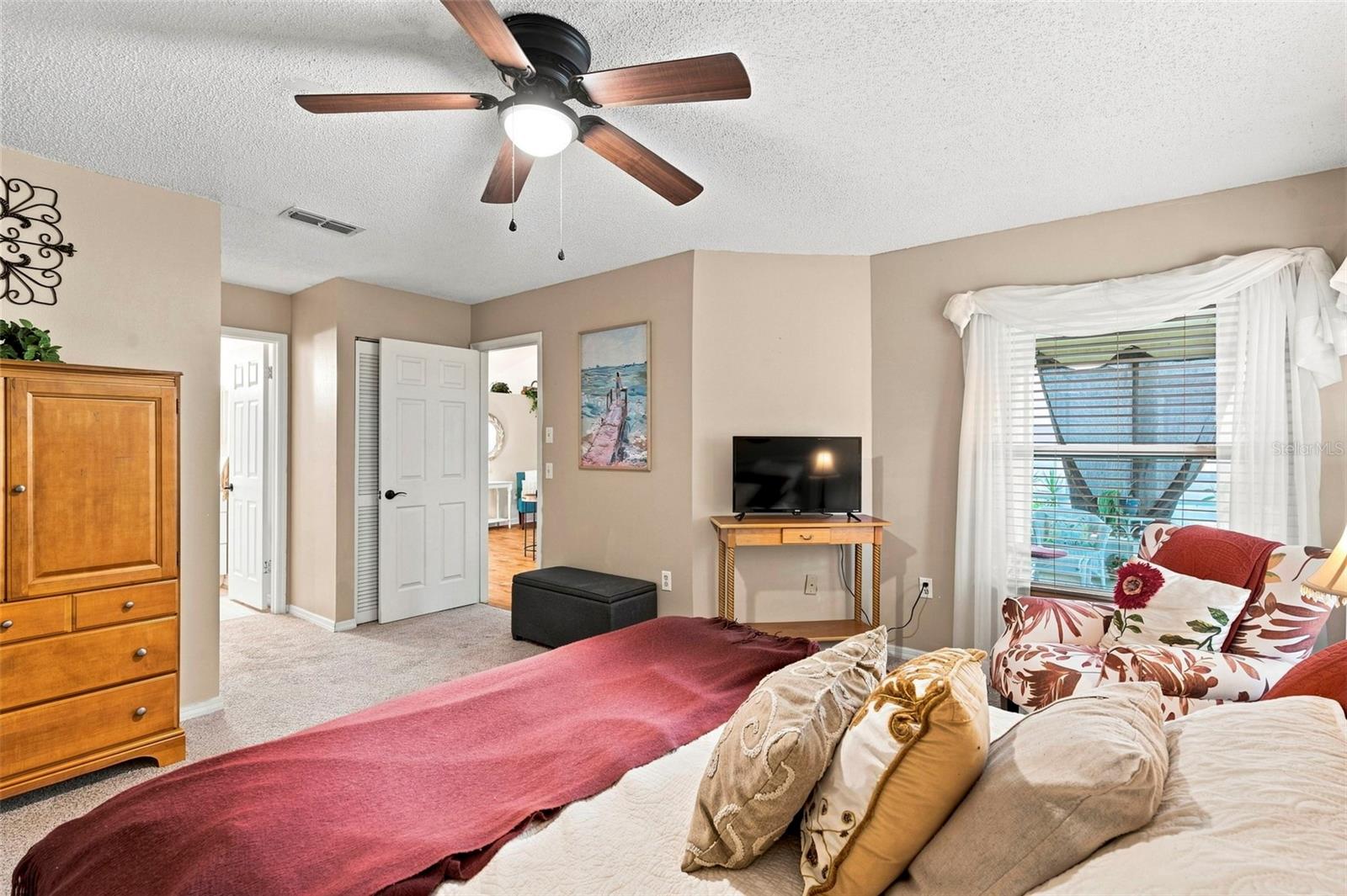 7637 Balharbour Dr Property Photo 21