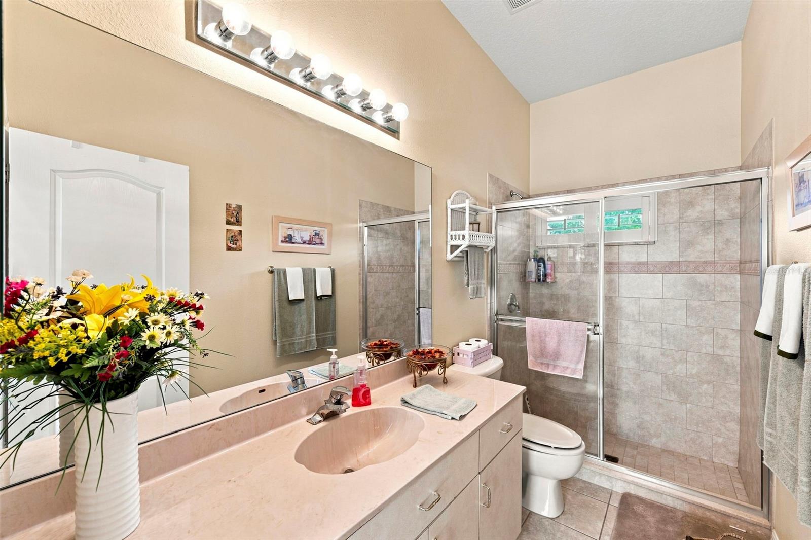 10531 Miracle Ln Property Photo 41