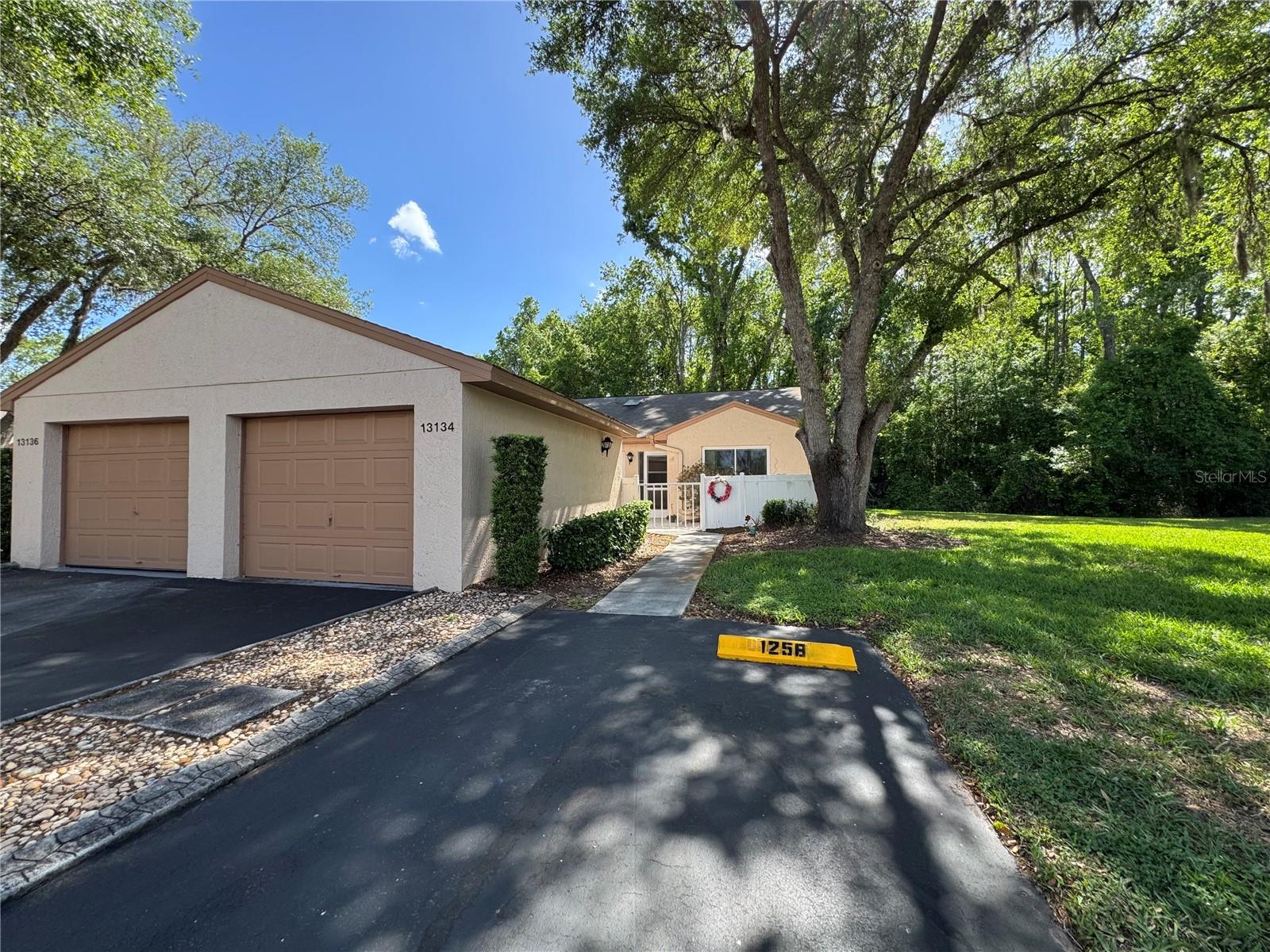 13134 Cypress Hill Dr #b Property Photo 1