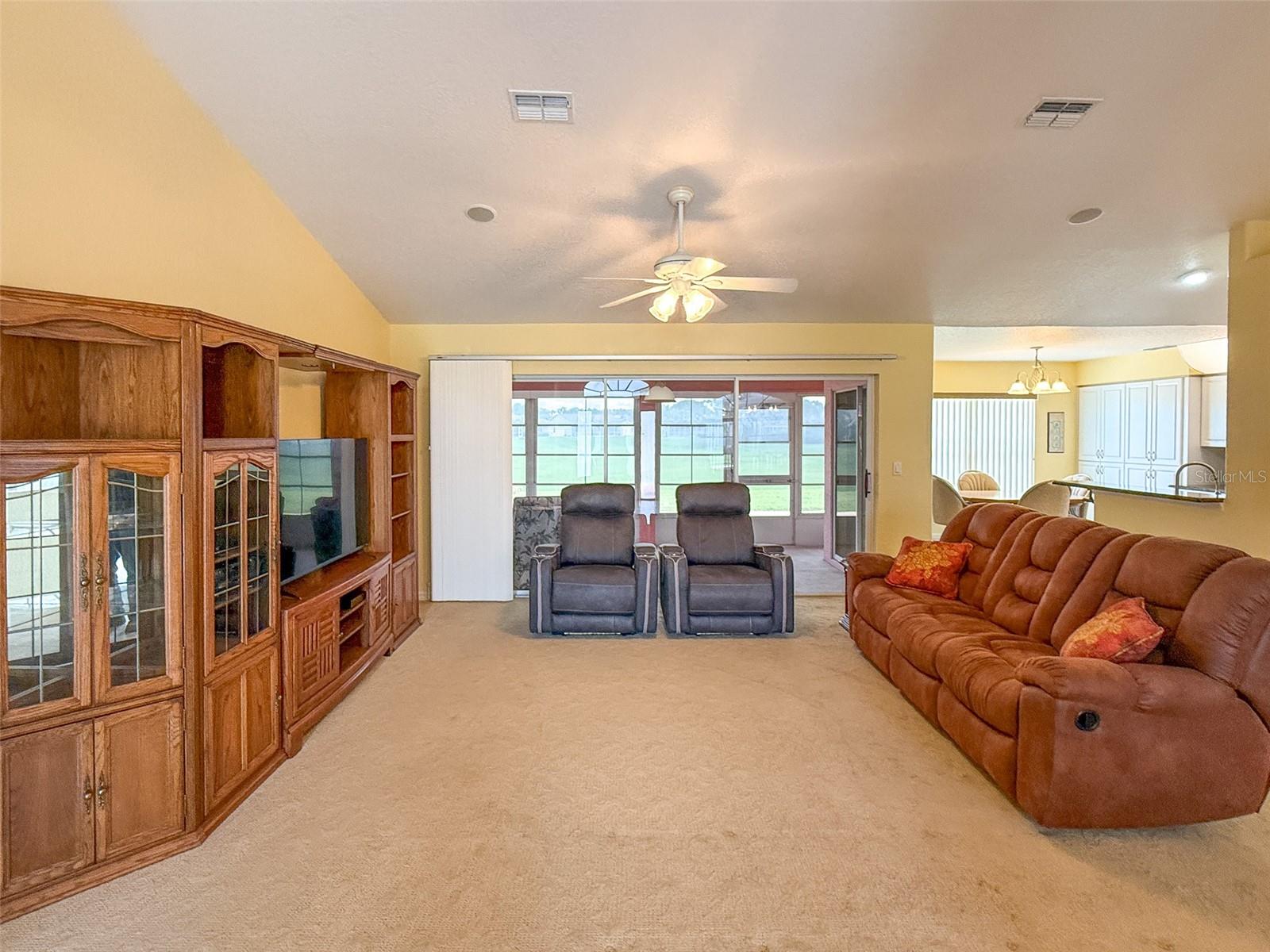 8533 Coral Creek Loop Property Photo 6
