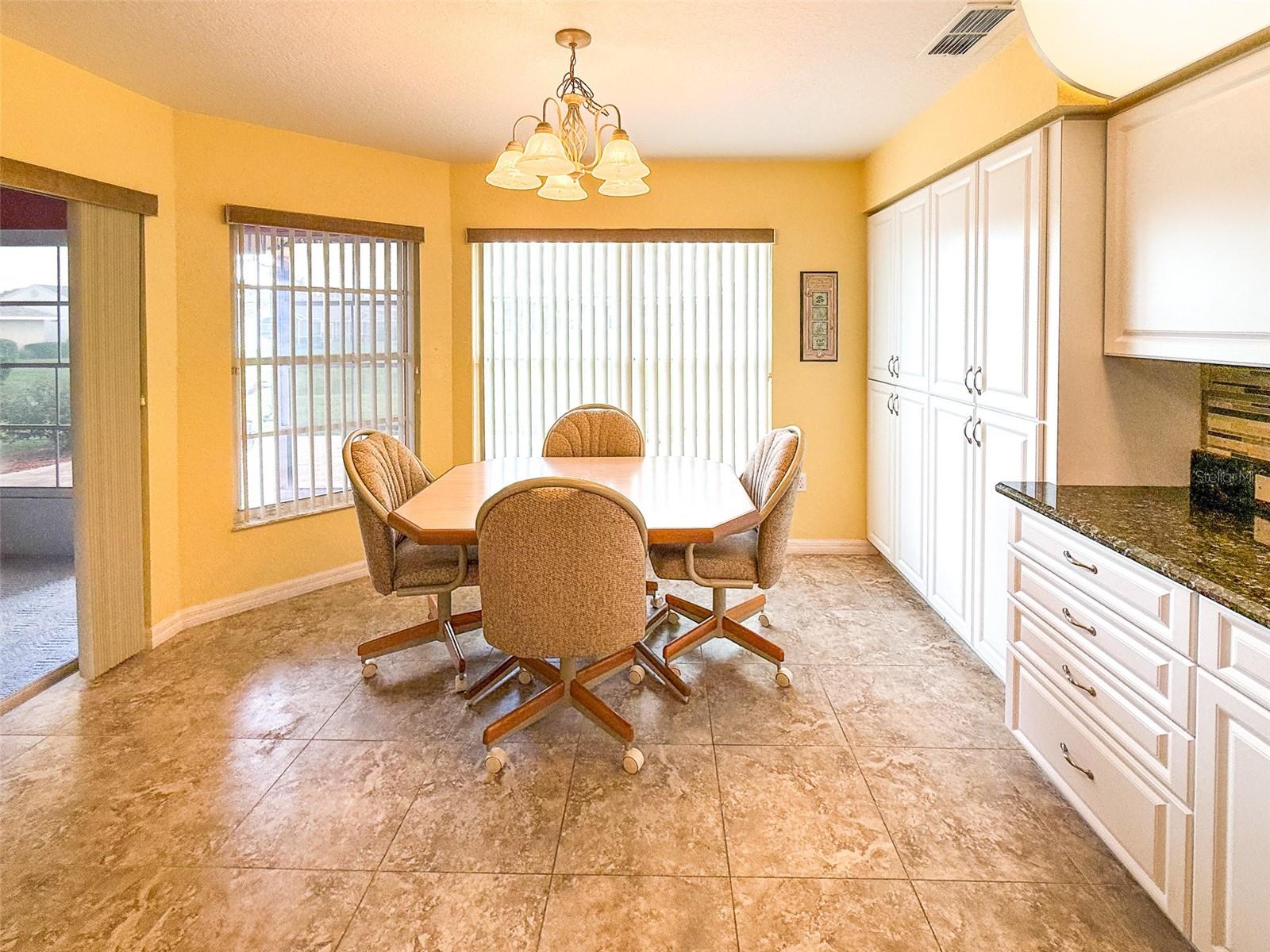 8533 Coral Creek Loop Property Photo 12