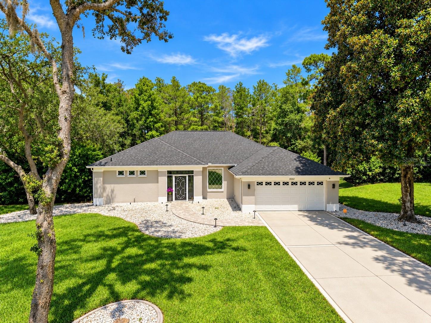 10261 Woodland Waters Blvd Property Photo