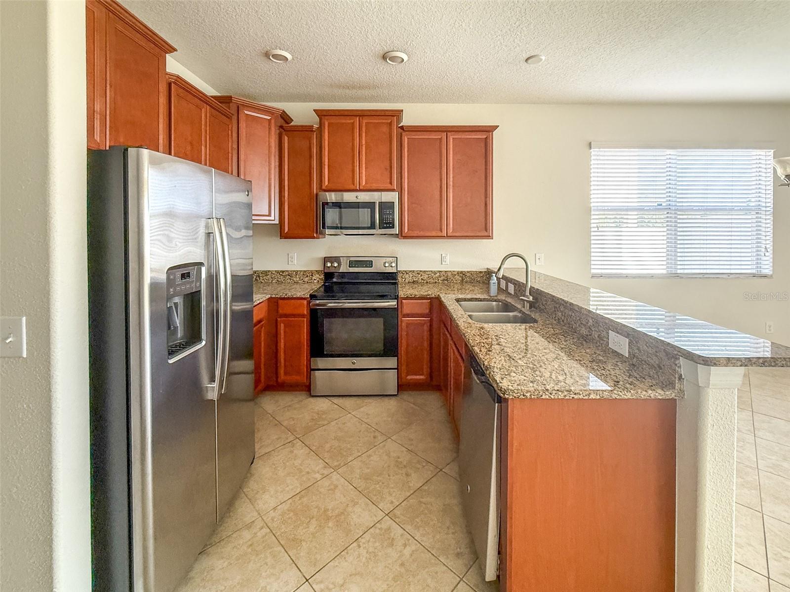 13715 Rosette Rd Property Photo 6
