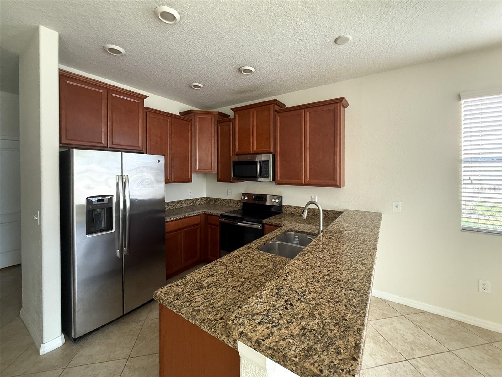 13715 Rosette Rd Property Photo 7