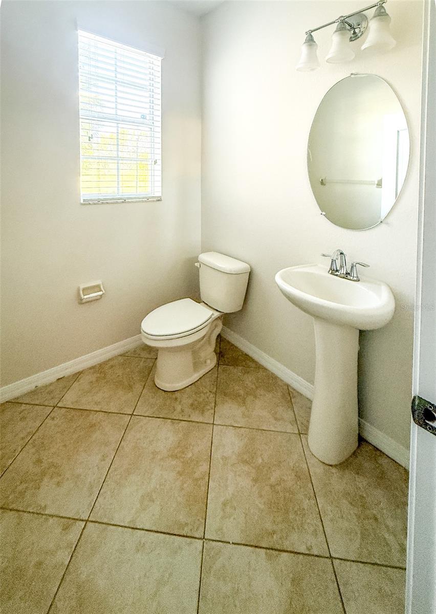 13715 Rosette Rd Property Photo 10