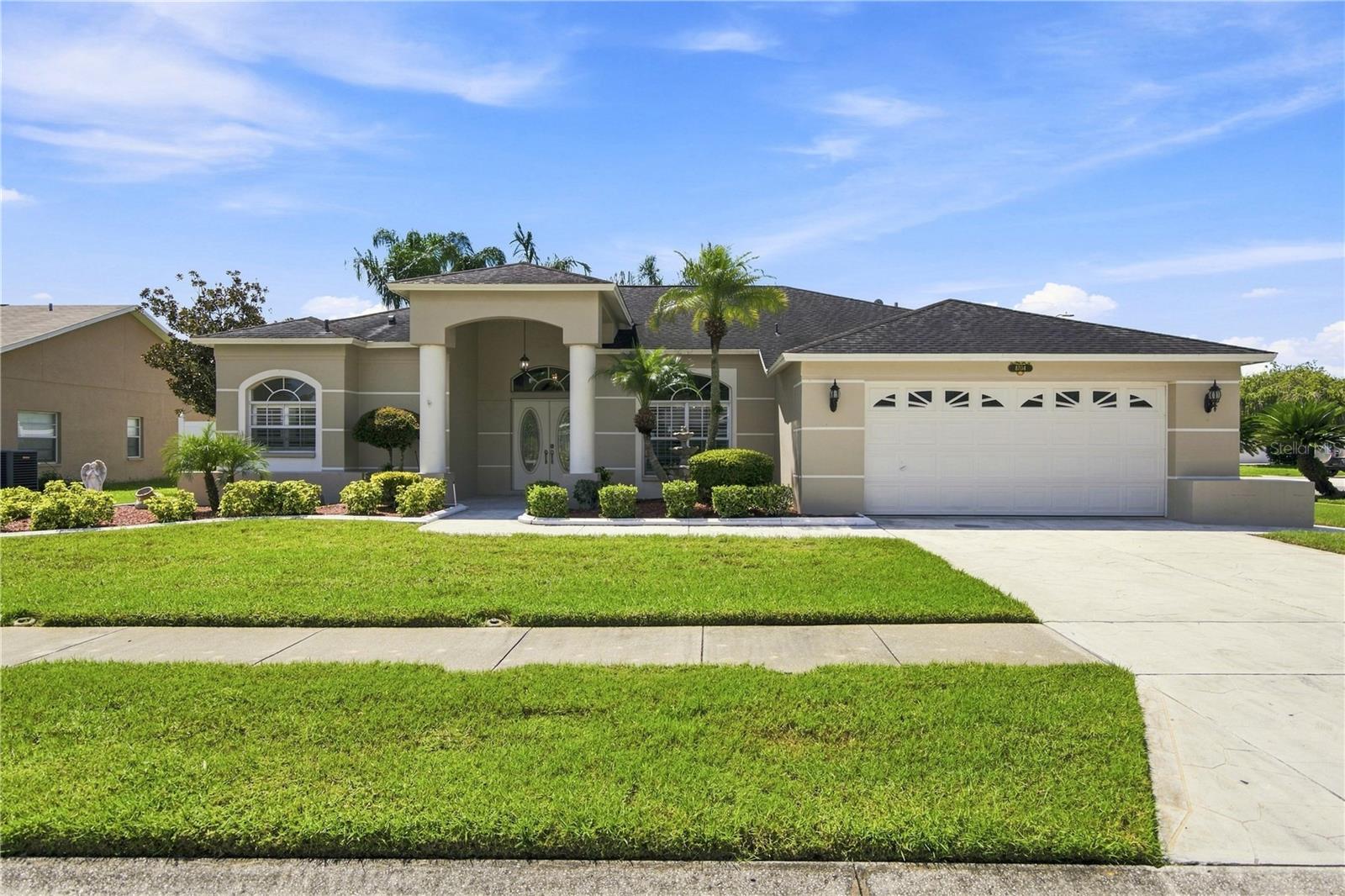 8704 Cypress Lakes Blvd Property Photo