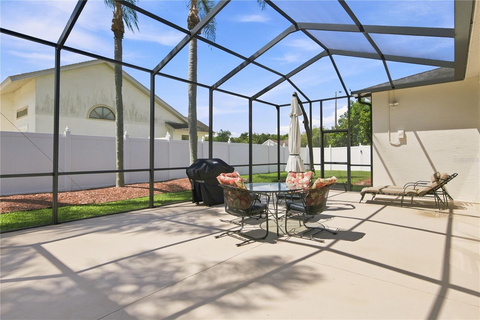 8704 Cypress Lakes Blvd Property Photo 37