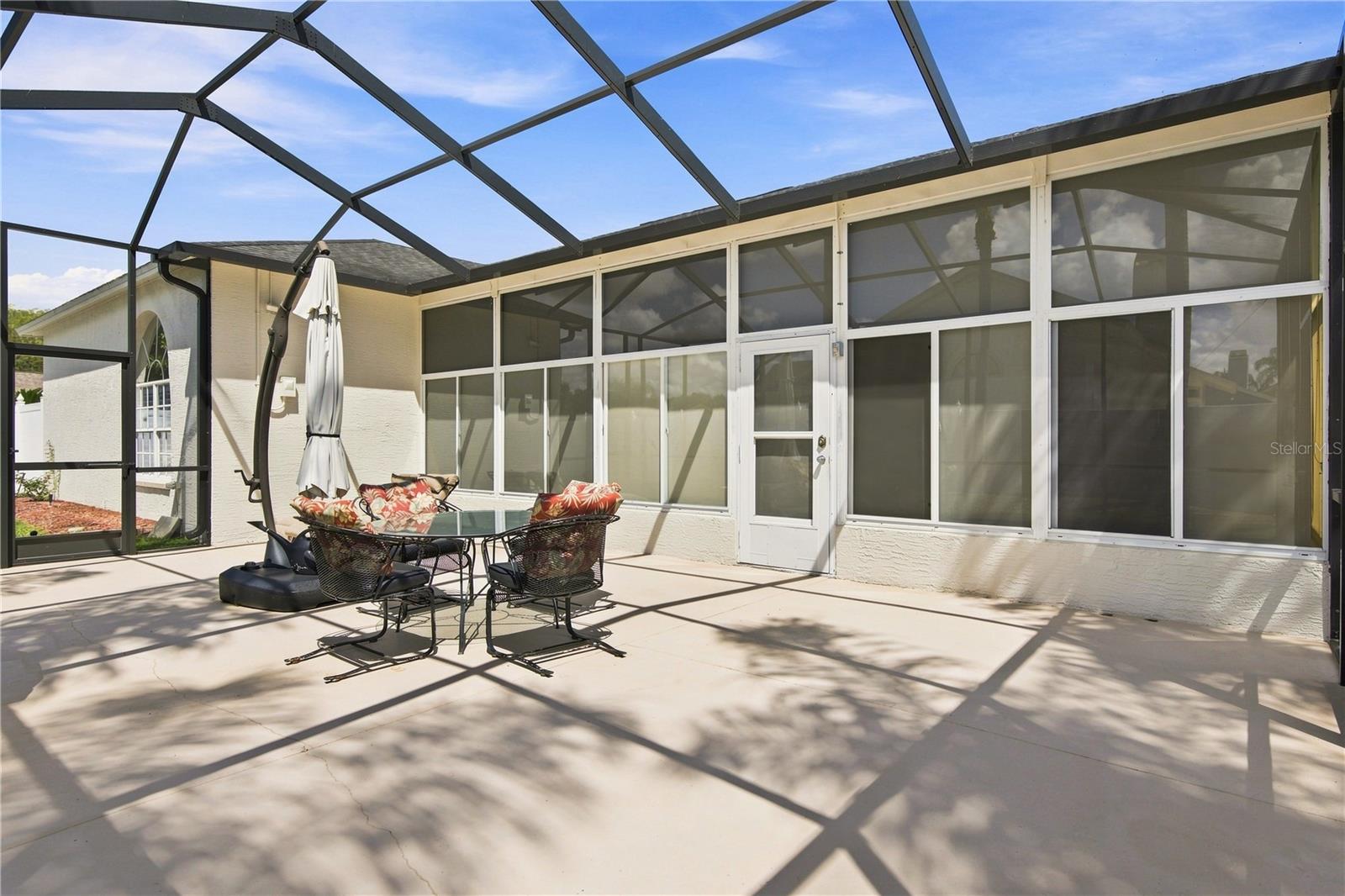 8704 Cypress Lakes Blvd Property Photo 38