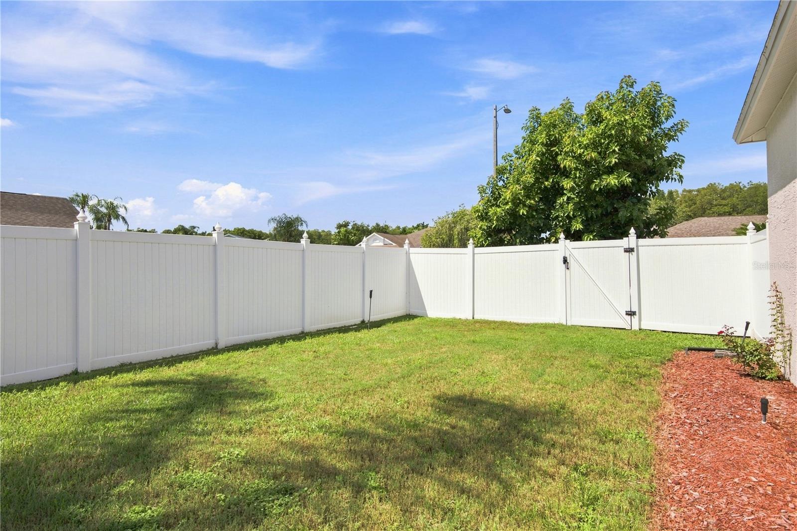 8704 Cypress Lakes Blvd Property Photo 39