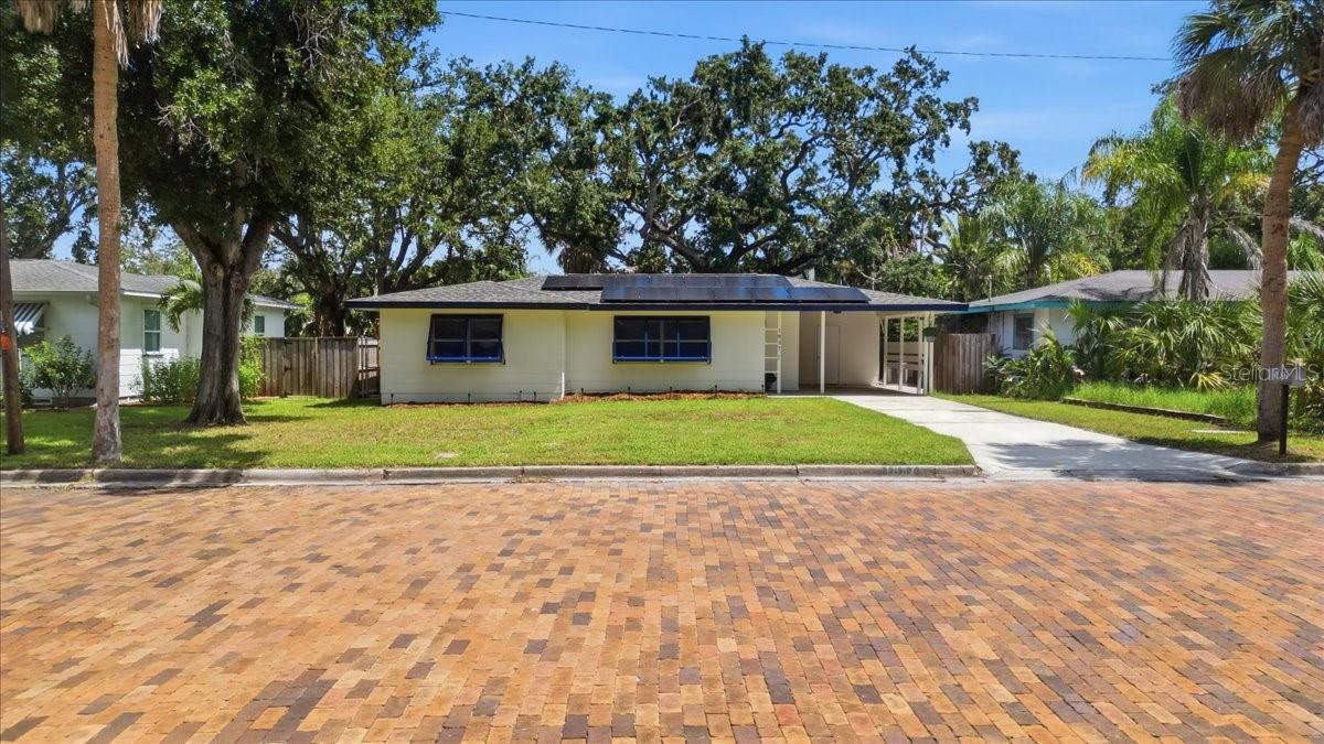 1837 Pasadena Dr Property Photo 1