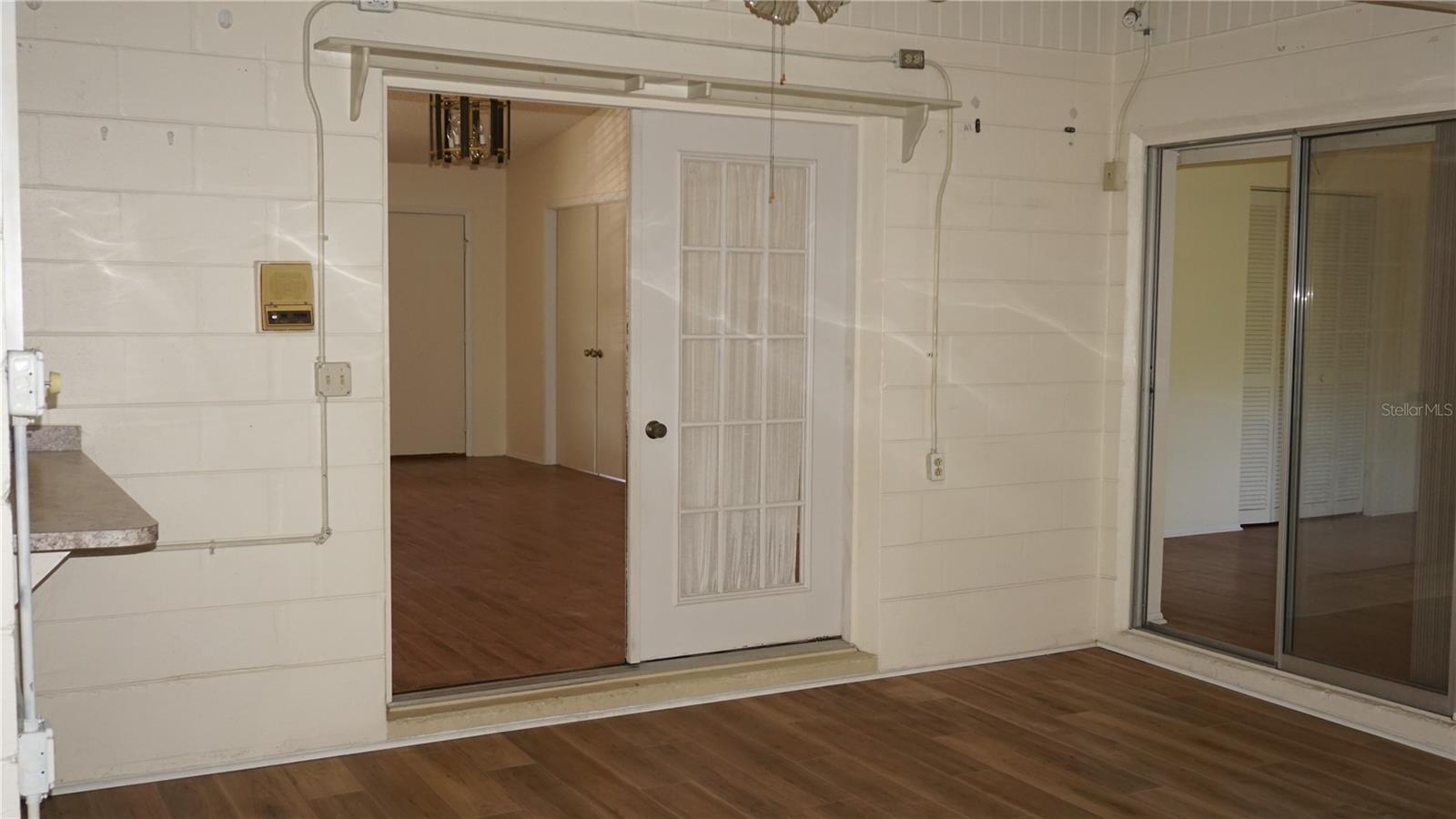 8907 Seeley Ln Property Photo 18