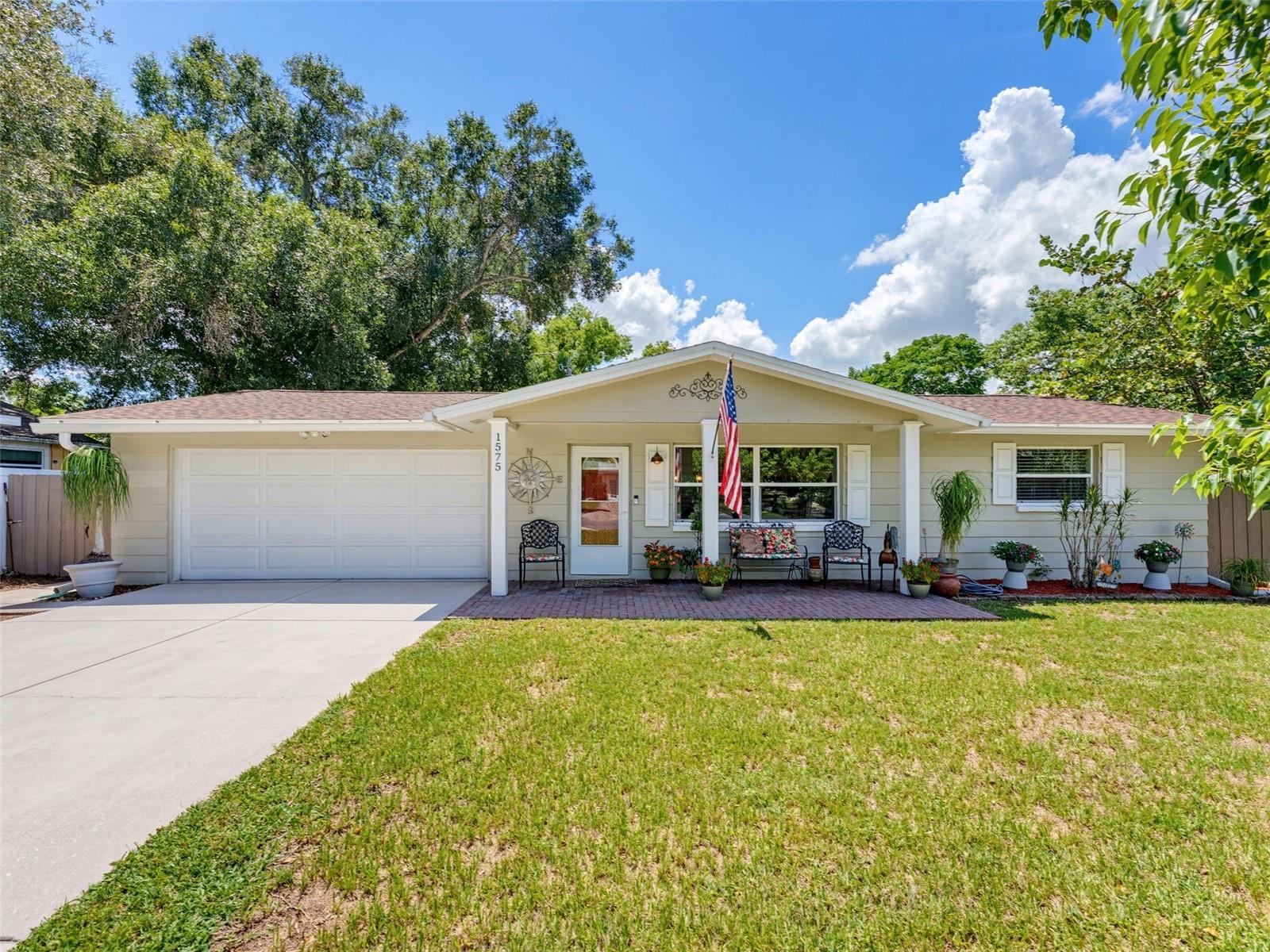 1575 JASMINE WAY Property Photo 1