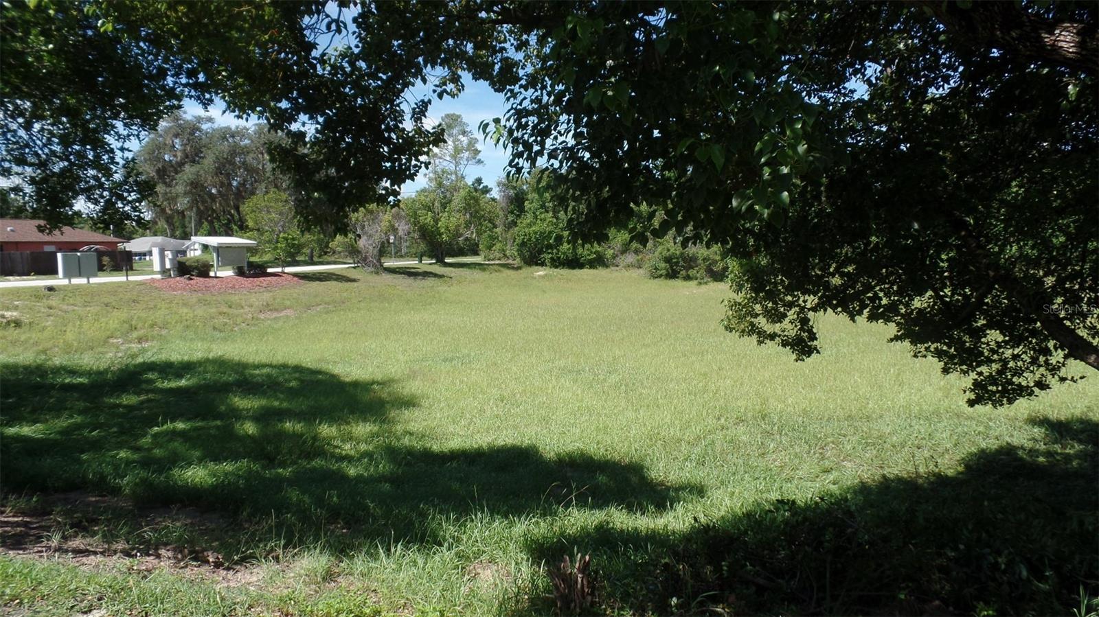 8057 Delaware Dr Property Photo 28